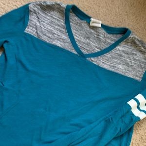 PINK V-neck 3/4 length sleeves (XS)